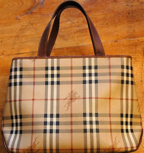 burberry tote wikipedia